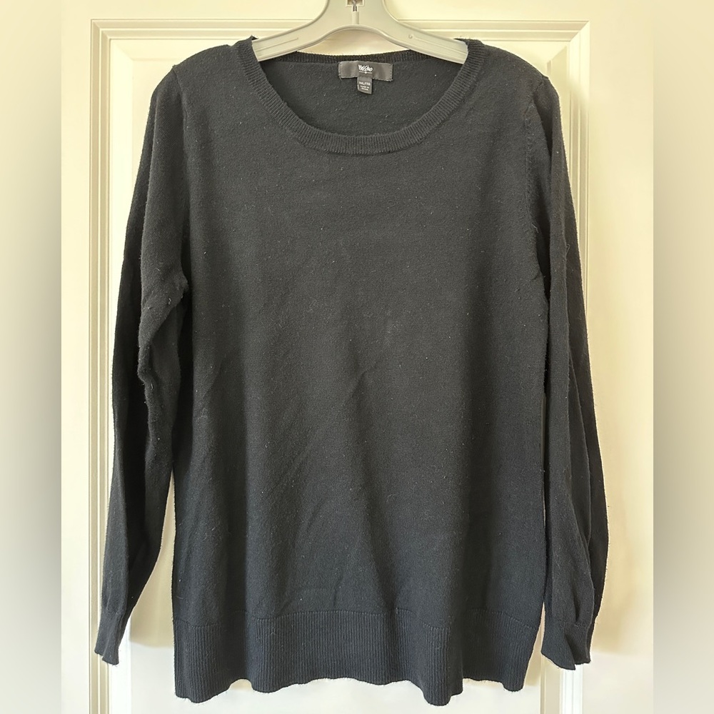 Mossimo Womens Black Crewneck Sweater Soft Knit Minimalist Clean Girl Basic